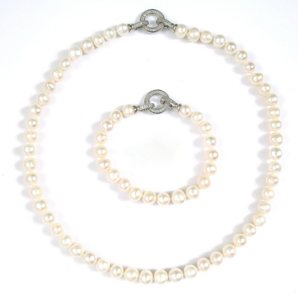 Perlenset in Weiß mit 8 mm runden Süsswasser-Perlen