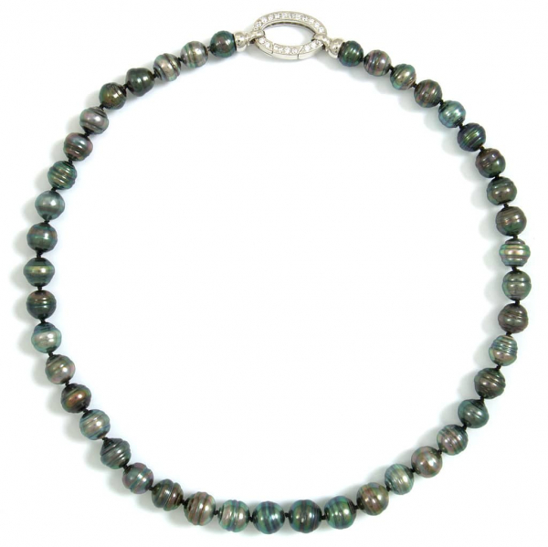 Tahiti Perlenkette mit 8,3-10,6mm Perlen