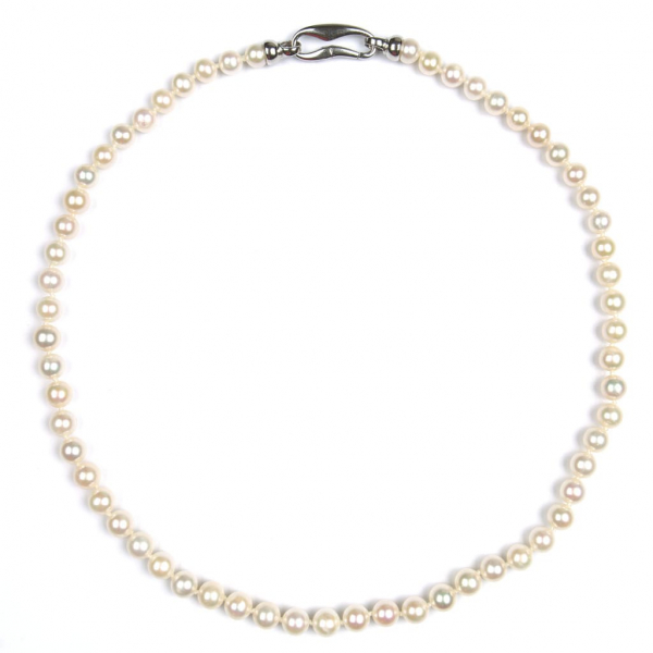 Perlenkette in Weiß mit 7 mm Perlen