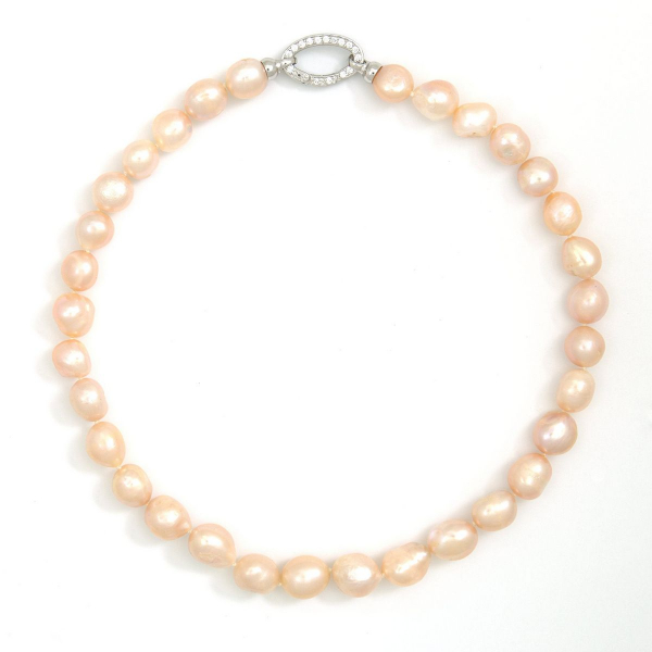 Semi-barocke Perlenkette in Peach mit 12 mm Perlen