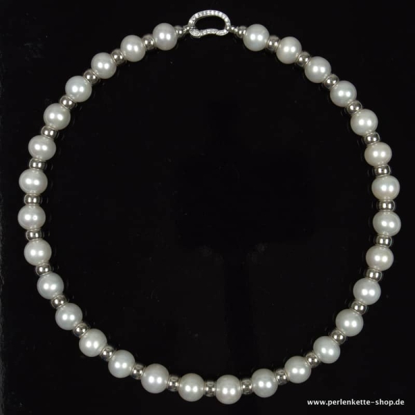 Hochzeits-Perlenkette in Weiß mit 12 mm Perlen und Weißgold-Preziosen