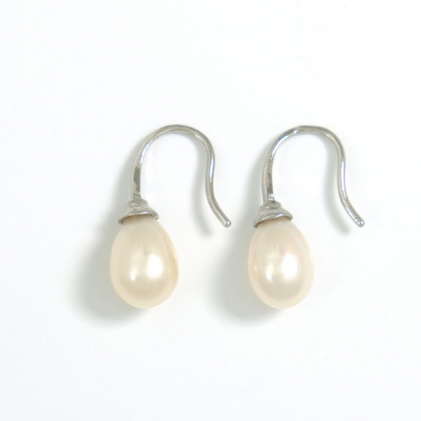 Perlen Ohrhänger mit 8,5mm tropfenförmigen Perlen in Weiß