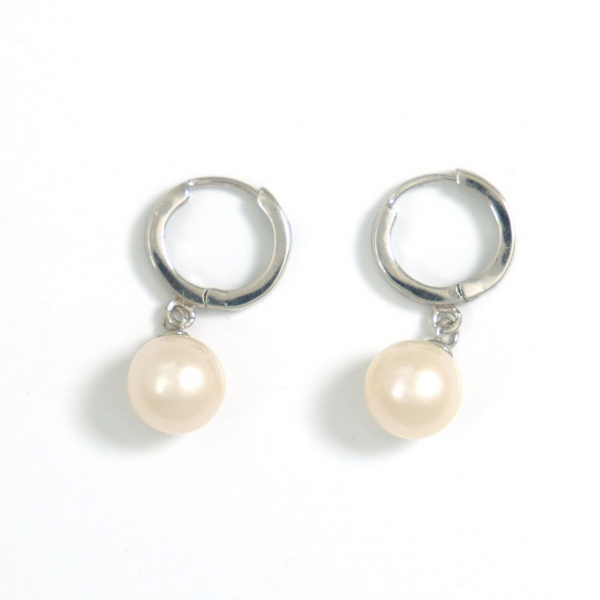 Perlen Kreolen mit 8,5mm runden Perlen in Weiß