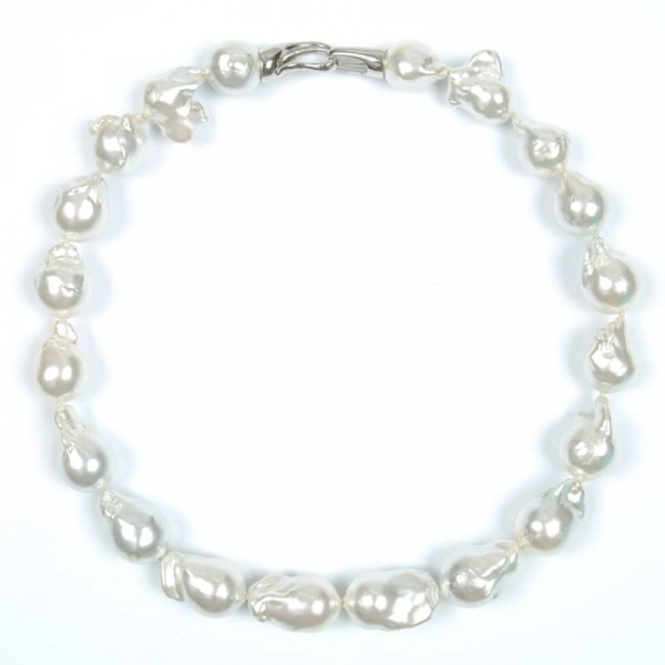 Barock-Perlenkette in Weiß